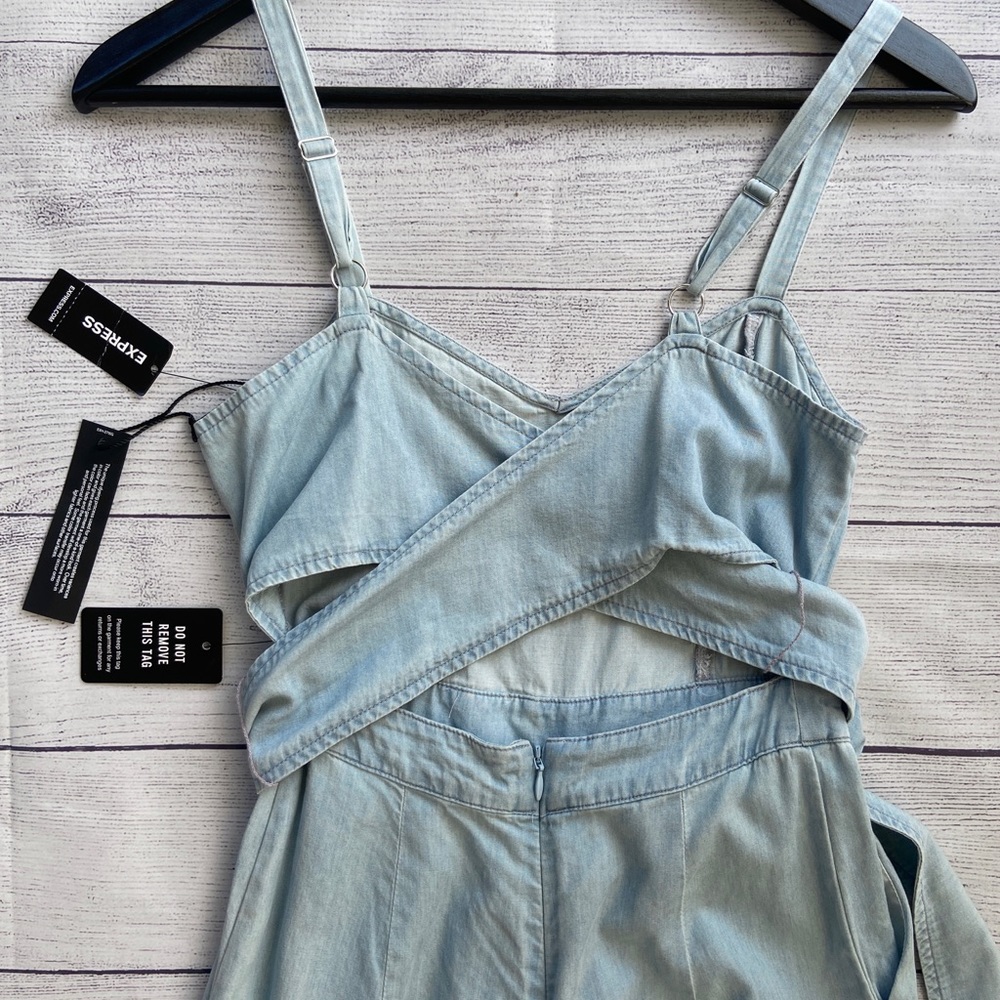 EXPRESS Linen-Blend Cross Back Culotte Jumpsuit - Picture 15 of 16